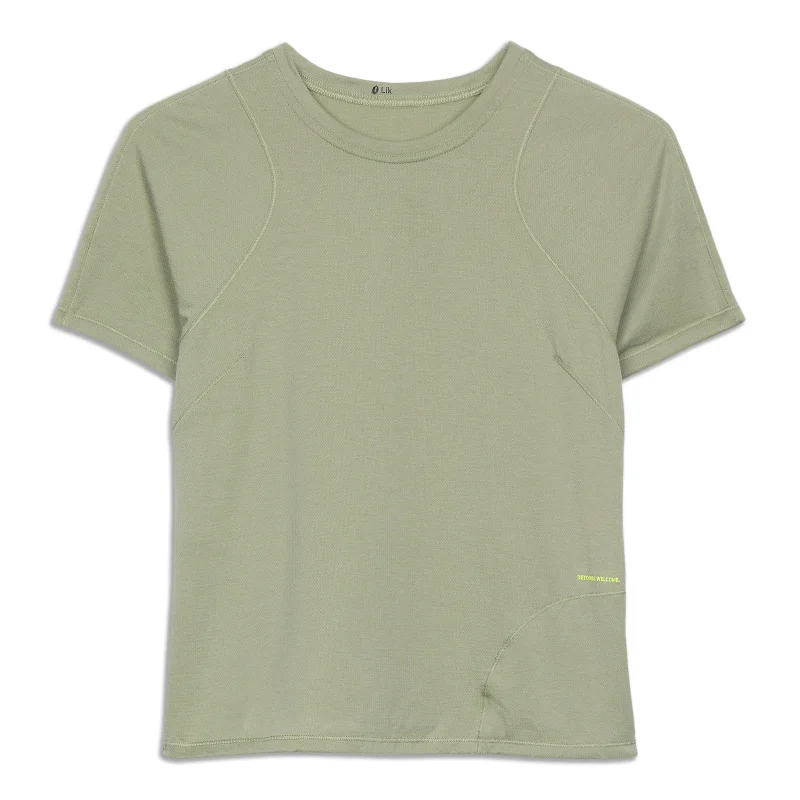 Lightweight Cinched Hem Hiking T-Shirt - Resale